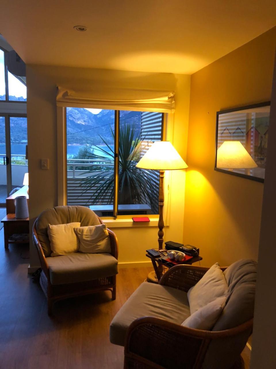 Freycinet Beach House Коулс Бей Екстериор снимка